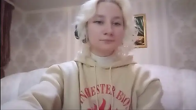 KyokoAck online show from November 18, 4:41 pm