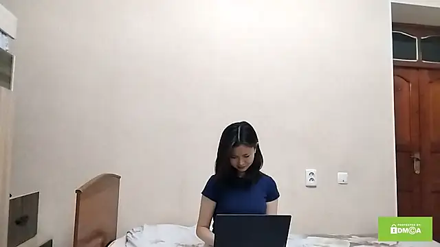 HuldaKye online show from December 17, 12:20 pm