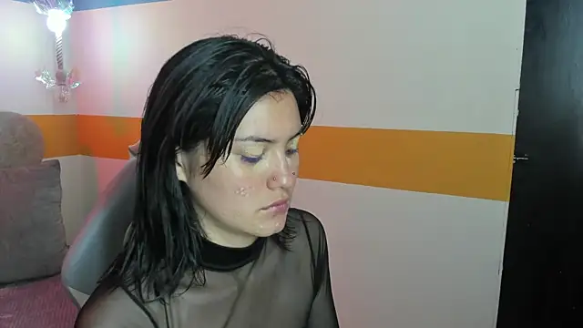 Brandy collinss online show from December 17, 8:07 am