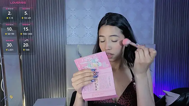 Joselyn tay online show from June 25, 12:40 pm
