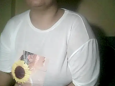 loriepinay46 online show from April 9, 10:09 am