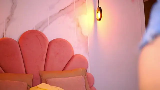 Scarlett Veyra online show from January 7, 6:39 am