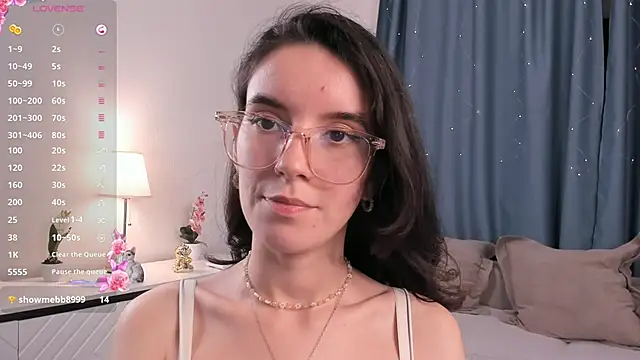 ShelaMailo online show from December 1, 6:54 pm