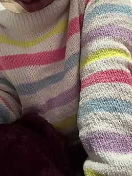 isha sharma2002 online show from February 20, 6:37 am