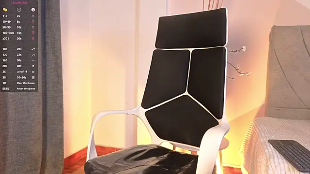 Sammydoll1 online show from November 28, 9:18 pm