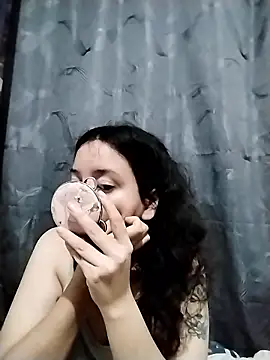 chibi love online show from January 9, 6:51 am