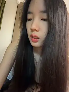 TinyBabe online show from April 8, 6:54 pm