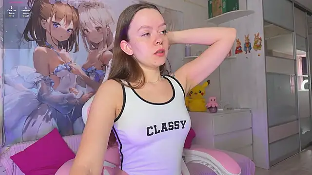 CheekySashaCharm online show from March 10, 7:56 am