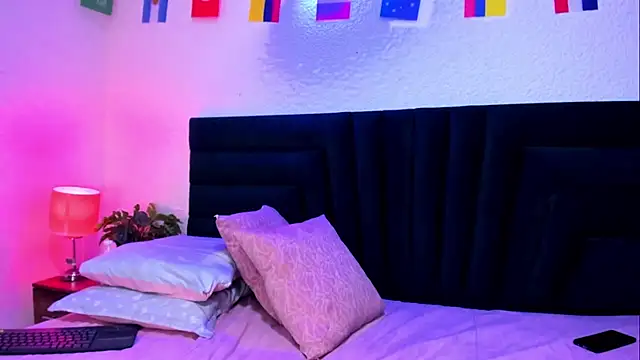 VictoriaRouge  online show from July 16, 9:41 pm