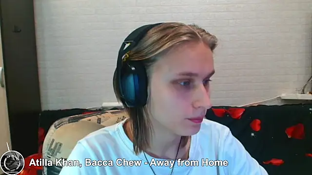 VerucaHalston online show from November 25, 6:42 pm