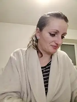 CrazyMaya39 online show from February 27, 2:22 am