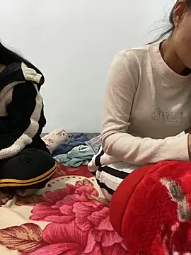 pitty mymi online show from December 2, 7:49 pm