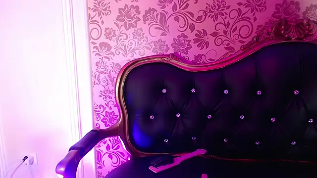 Samantha Bale online show from January 15, 12:11 pm