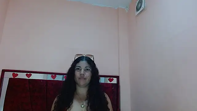 girl mature sex online show from November 17, 1:34 pm