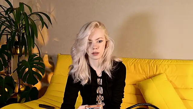 jane-booblegum online show from February 5, 7:50 pm