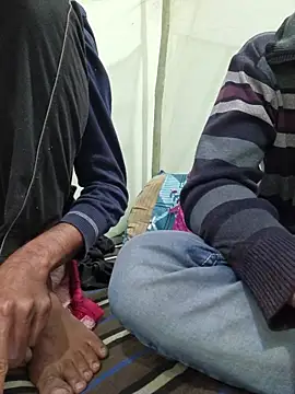 syndyc1 online show from December 19, 9:34 am