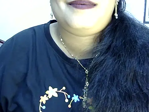 Muskan Jha online show from July 21, 2:18 pm