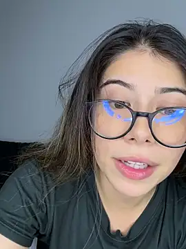 Caitlinn catt online show from December 4, 3:53 am