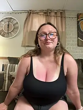 sammi b12 online show from June 22, 3:20 pm
