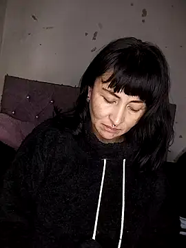 LILITH LIBELULA online show from April 11, 7:45 am