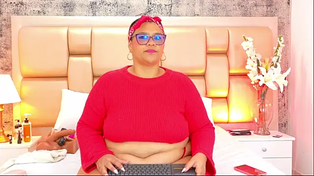 SelennaCooper online show from January 12, 11:48 am