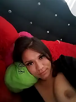 Celestee rosee online show from December 18, 8:46 pm