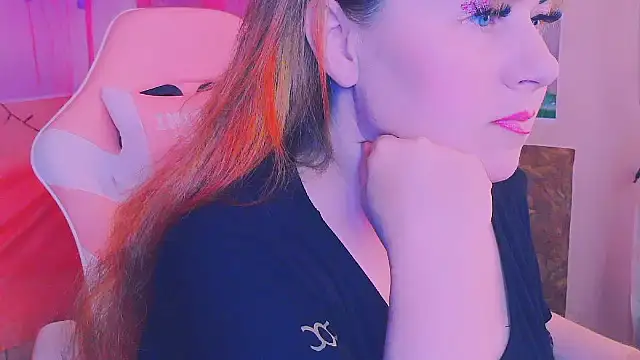 BESTLOLA online show from March 29, 8:46 am