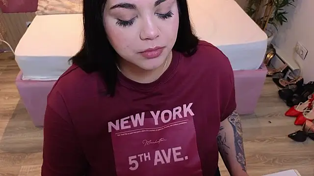 SpicyCarlaXX online show from March 6, 8:37 pm