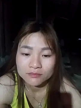 Lee-Thee online show from February 21, 3:24 pm