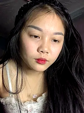 Baa-bee22 online show from December 5, 7:52 am