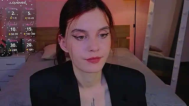 MissSusan online show from December 5, 11:22 am