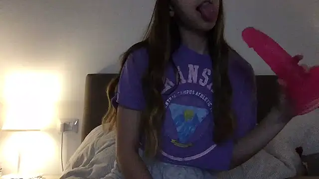 Martimartinaxx online show from June 4, 8:46 pm