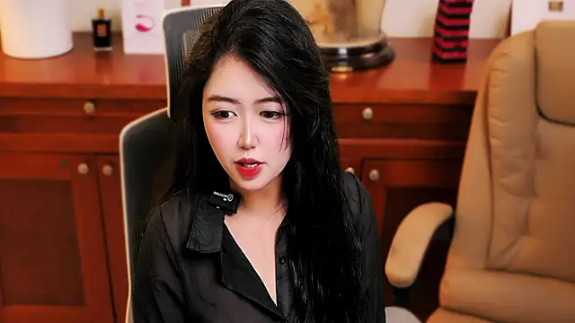 Pickmegirl 999 online show from November 18, 3:29 am