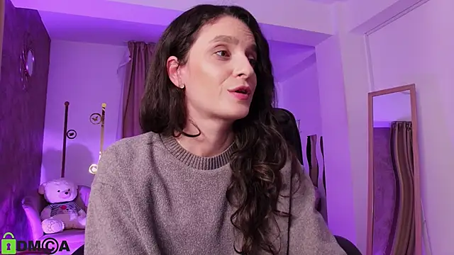 AnnaHarperX online show from March 19, 6:01 pm