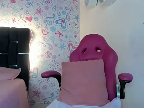 ISA RIVAS online show from November 28, 1:14 pm