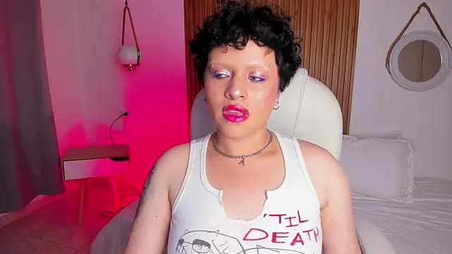 Alaska deluxe online show from March 30, 1:16 am