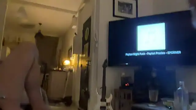 ellafr13 online show from July 2, 10:49 pm