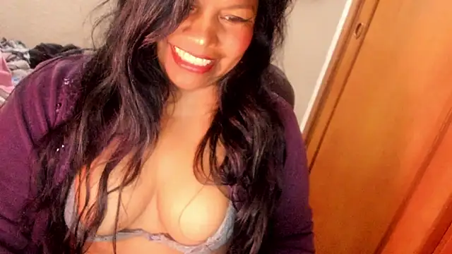 ebonycamelia online show from June 11, 6:38 pm