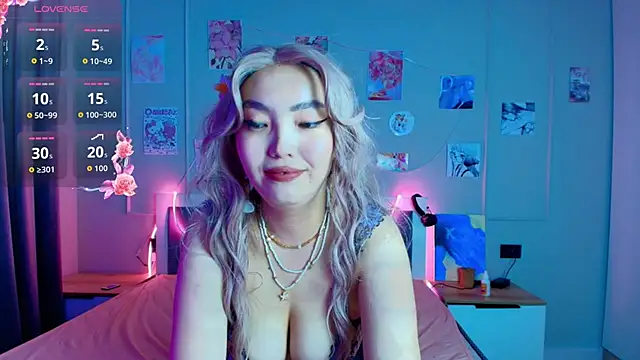 junamiin online show from December 5, 7:26 pm