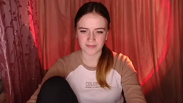 Illa May online show from January 31, 7:23 pm