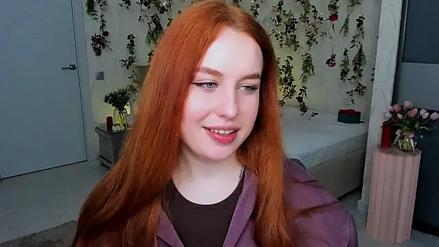 AirySilhouette online show from April 4, 7:23 pm