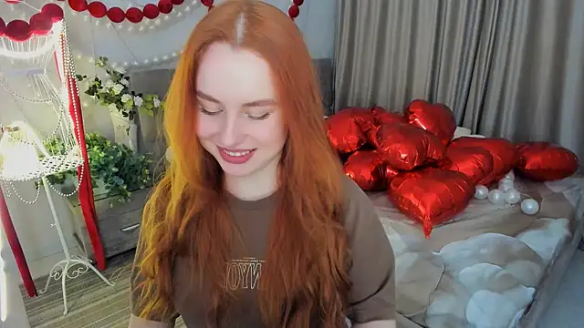 AirySilhouette online show from February 15, 6:07 pm