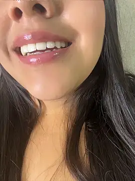 Sammyy torres online show from April 11, 6:30 am