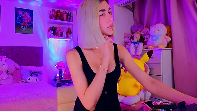 MadamBarbiee online show from July 31, 2:23 am