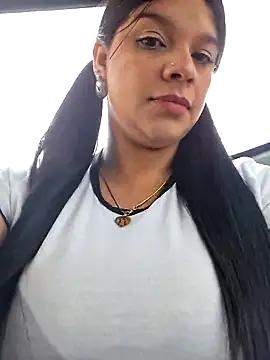 Layla-daring online show from November 28, 6:44 pm