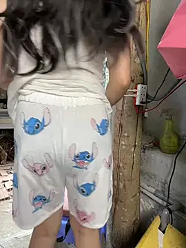 XndSeraphina online show from February 9, 4:37 am