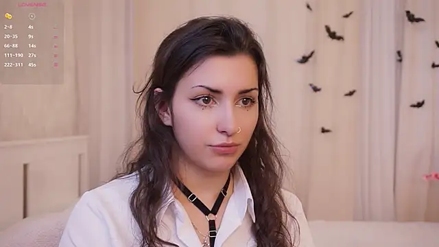 DovieMascall online show from November 30, 7:45 am