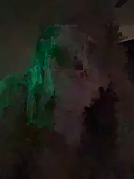 AllieRose94 online show from November 22, 5:32 am