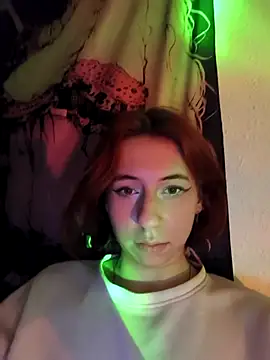 Luna Brush online show from November 20, 7:26 pm