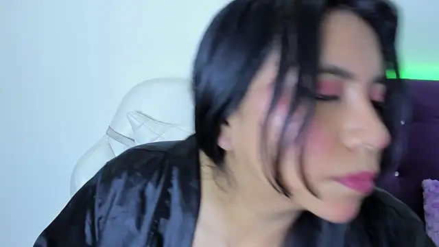 veronicaa squirt online show from March 6, 3:23 am